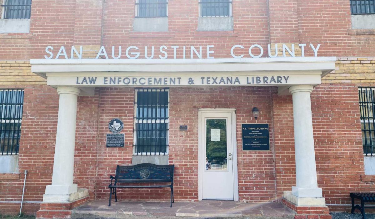 Visit San Augustine County Jail 1